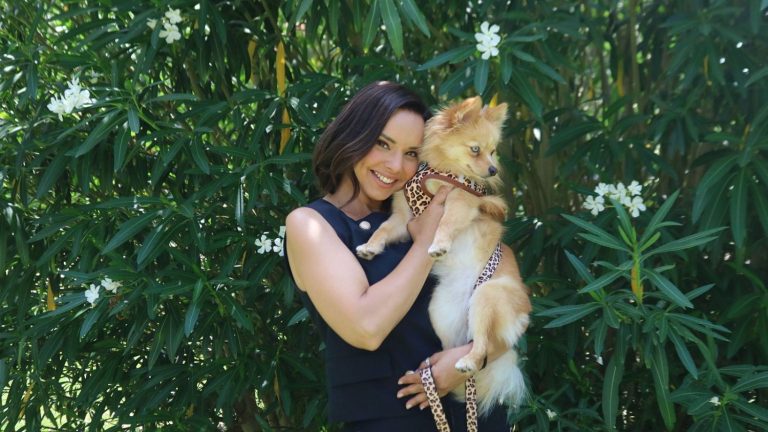 RTVE lanza 'Dog House' con Chenoa y la audiencia marca su veredicto