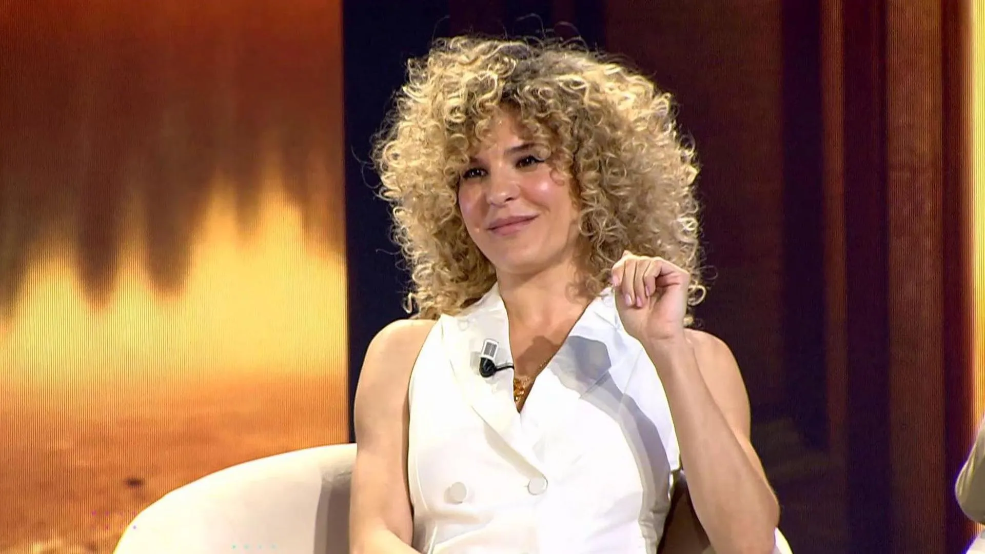 Sheila Casas rompe el silencio sobre su ruptura con Escassi y deja las cosas claras | Fuente: Telecinco Sheila Casas rompe el silencio sobre su ruptura con Escassi y deja las cosas claras