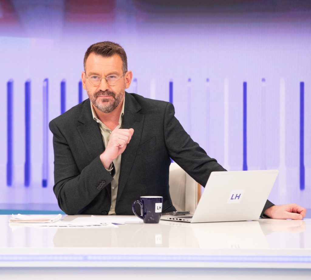 TVE decide cambiar de rumbo: información en directo y programación alternativa