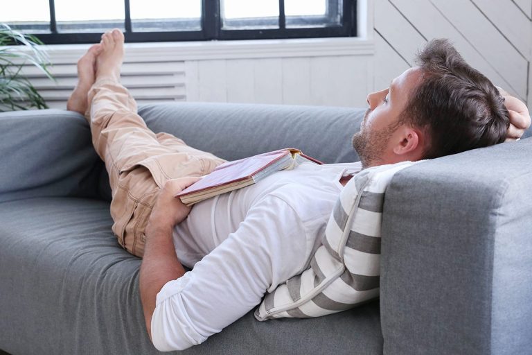 UNA BREVE SIESTA AYUDA ANTE UN PROBLEMA COMPLEJO