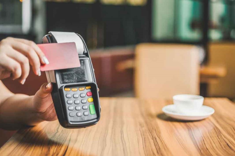 cobros extra ilegales servicios verano