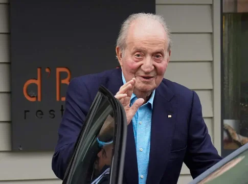 Juan Carlos I como nunca antes visto en ‘El Rey’: la serie que desnuda los secretos más íntimos e inéditos del exmonarca | Fuente: Europa Press Juan Carlos I como nunca antes visto en ‘El Rey’: la serie que desnuda los secretos más íntimos e inéditos del exmonarca