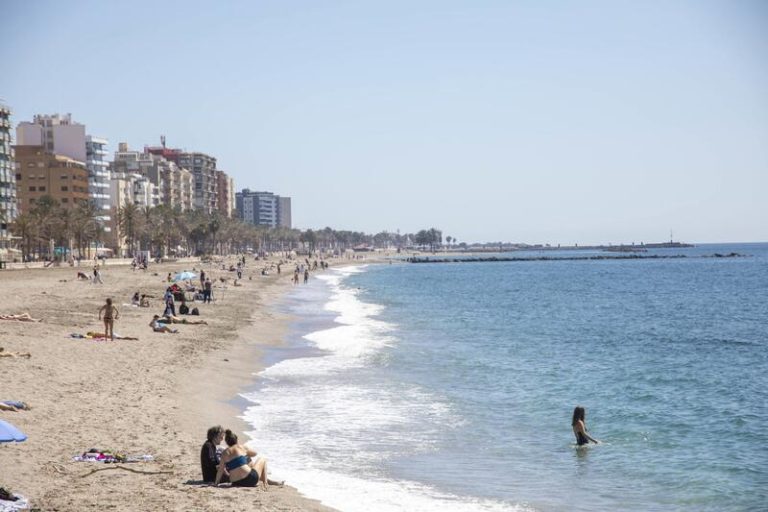Alerta roja por ola de calor: seis comunidades en máxima precaución ante temperaturas de 43ºC