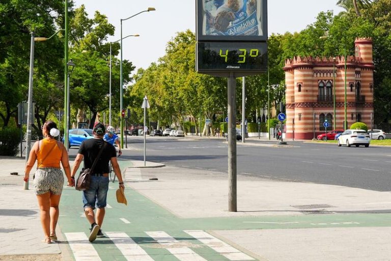 ¡Ola de calor extrema! 34 provincias en alerta por altas temperaturas: ¡Máximas de 42ºC!