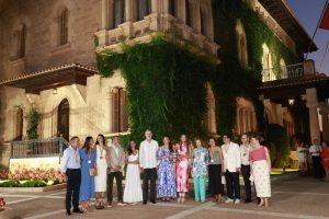 Una aparición inesperada en Marivent sorprende en la recepción de la Familia Real