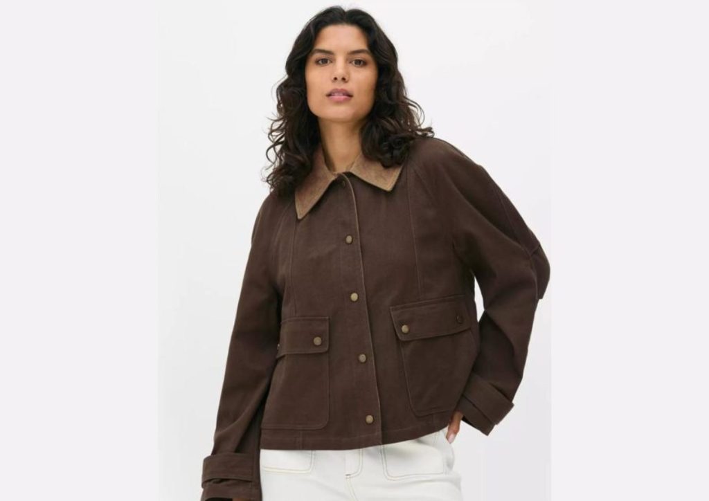 Entre las novedades de Primark, la cadena trae estas chaquetas campestres y los bomber de punto