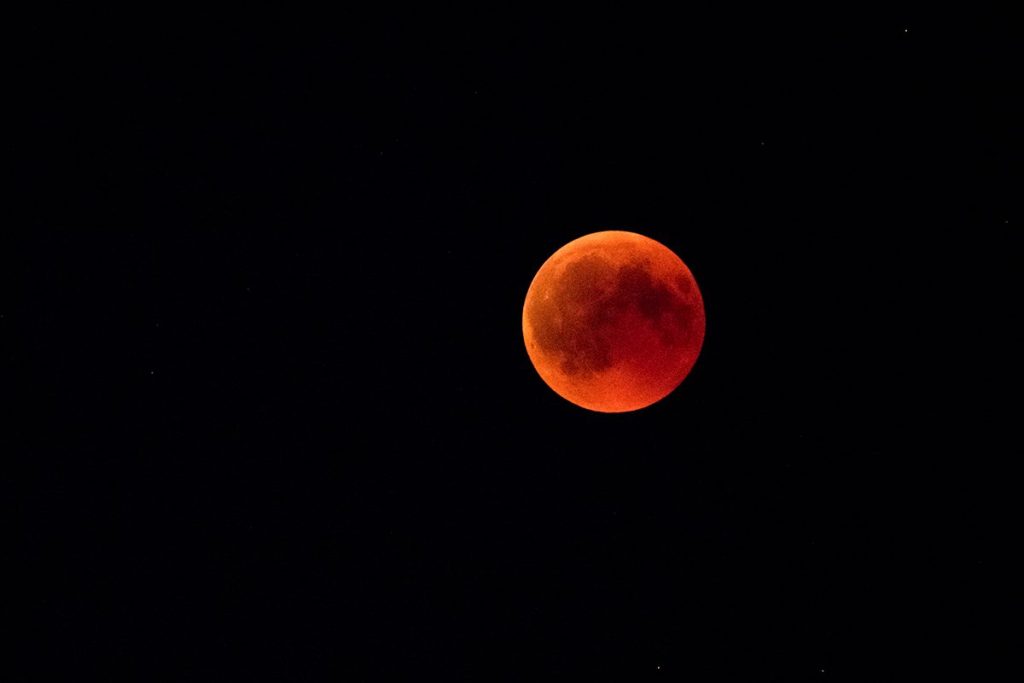 APROVECHANDO LA EXPERIENCIA DE LOS ECLIPSES