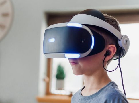 Así funciona el cerebro ante la realidad virtual inmersiva y estas son sus consecuencias Así funciona el cerebro ante la realidad virtual inmersiva y estas son sus consecuencias