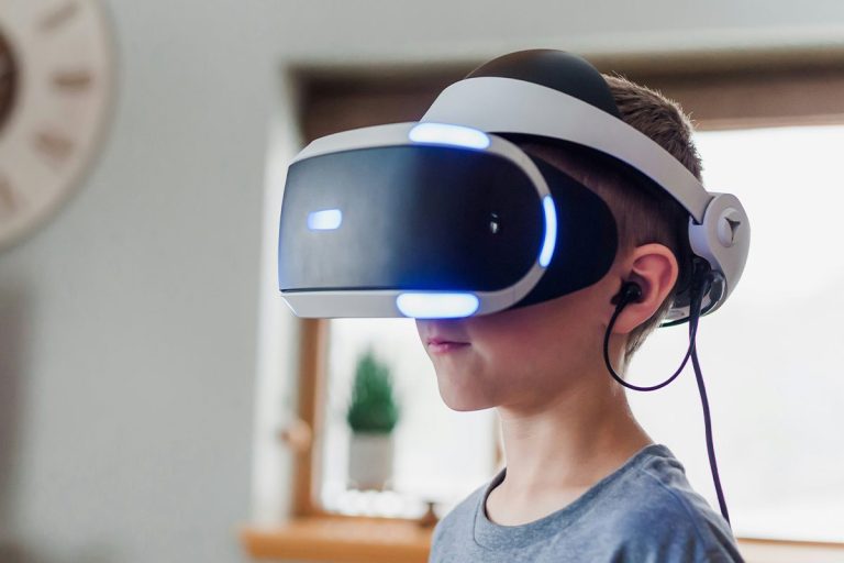 Así funciona el cerebro ante la realidad virtual inmersiva y estas son sus consecuencias