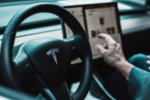 Autopilot le pasa factura a Elon Musk: Tesla pagará 299 millones tras las acusaciones por publicidad engañosa​