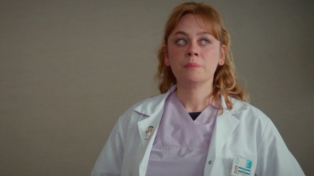 Bahar toma el control en el parto más complicado de su carrera