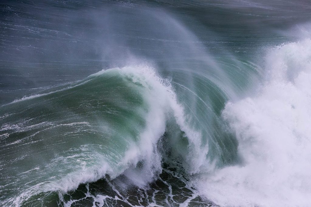 EL VOLCÁN KARAKATOA GENERÓ TSUNAMIS QUE ACABARON CON JAVA Y SUMATRA