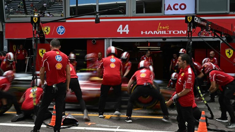 El arte de las paradas en boxes en la F1: los mecánicos realizan cambios de ruedas en menos de 2 segundos