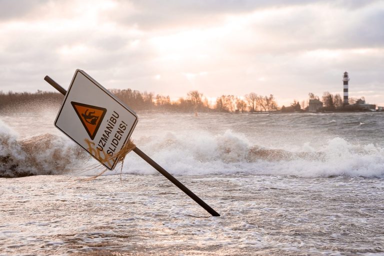 Estos son los 8 tsunamis más devastadores de la historia: magnitud, víctimas y consecuencias​