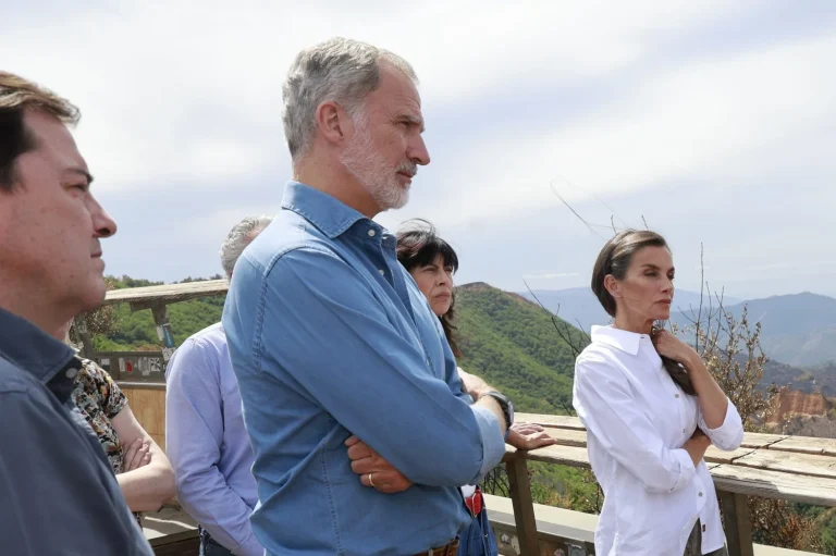 Felipe VI envía un contundente mensaje al Gobierno tras su última visita: «¡Dios!»