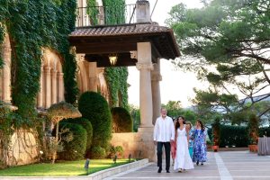 Felipe VI y Letizia cortan sus vacaciones ante una emergencia 