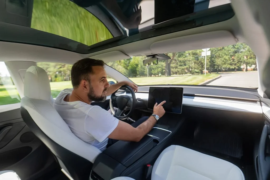 INVERSIÓN DE 25 MILLONES PARA PROBAR LOS COCHES AUTÓNOMOS