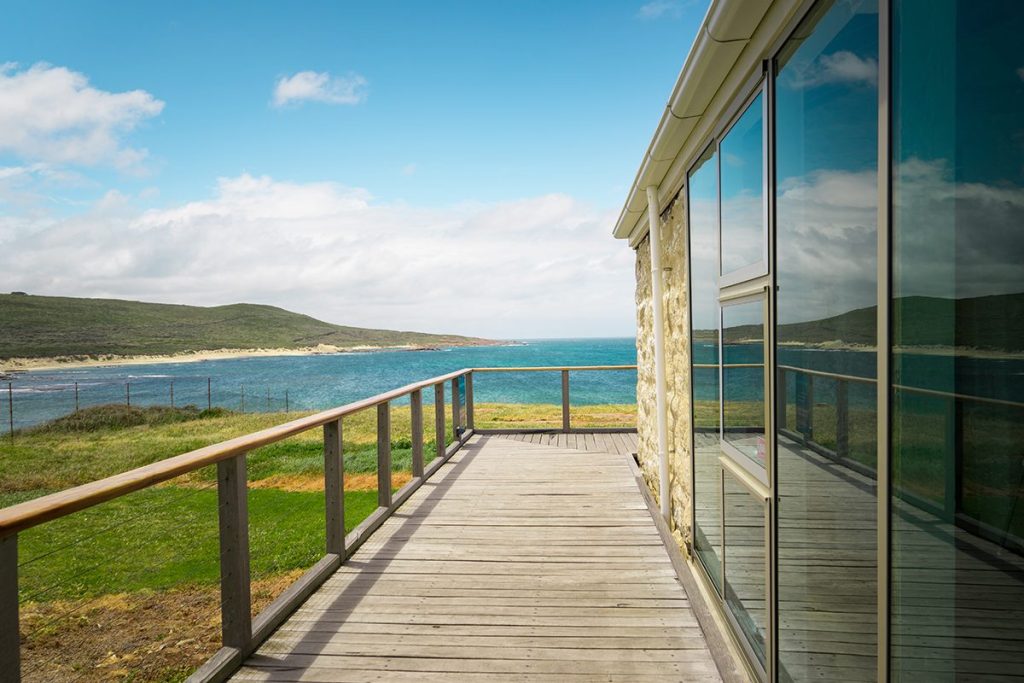 LA CAUSA DE UNA MAYOR LONGEVIDAD CERCA DEL MAR