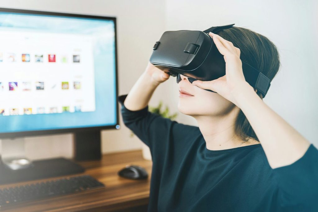 Así funciona el cerebro ante la realidad virtual inmersiva y estas son sus consecuencias 19 LA REALIDAD VIRTUAL INMERSIVA INVOLUCRA VARIOS SENTIDOS