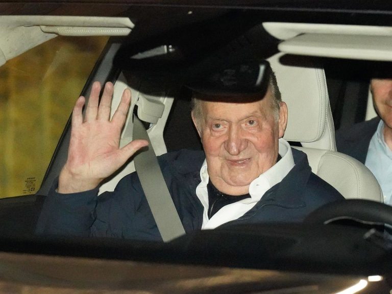 La posible serie de Juan Carlos I en Netflix desata ingeniosas propuestas de guion en internet