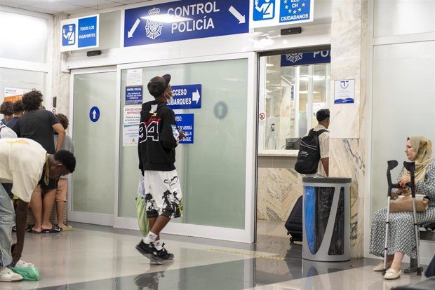 Los nacidos en el extranjero superan a los naturales del país en el aumento poblacional