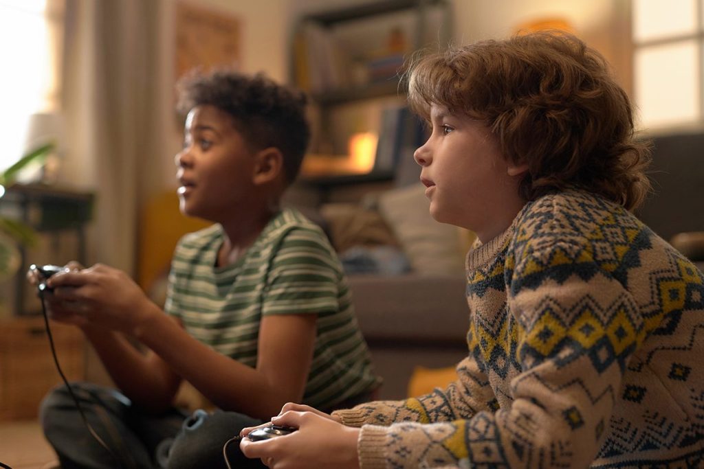 MEJORA DE LA MEMORIA Y OTRAS FUNCIONES COGNITIVAS CON LOS VIDEJUEGOS