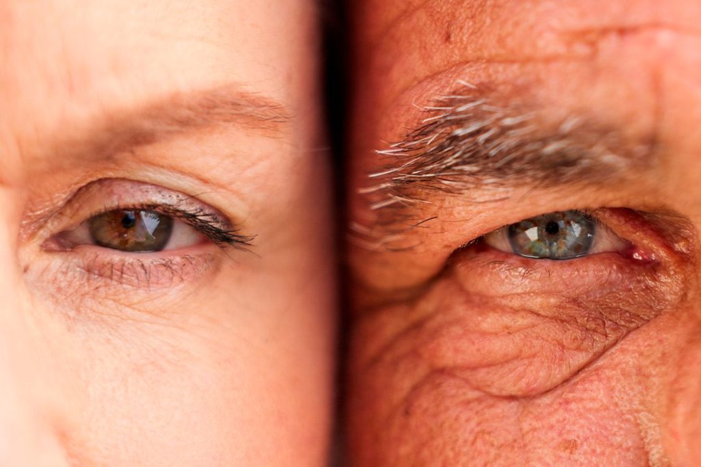 MENSAJERO DEL ENVEJECIMIENTO