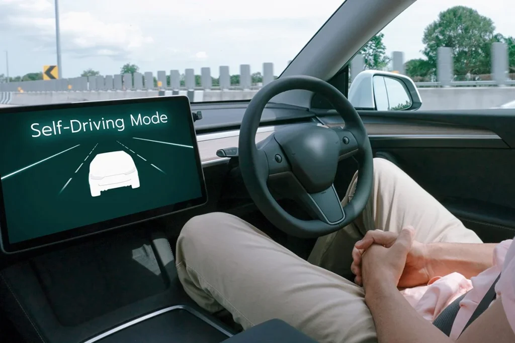 NUEVAS CAPACIDADES DE LA IA EN LOS COCHES AUTÓNOMOS