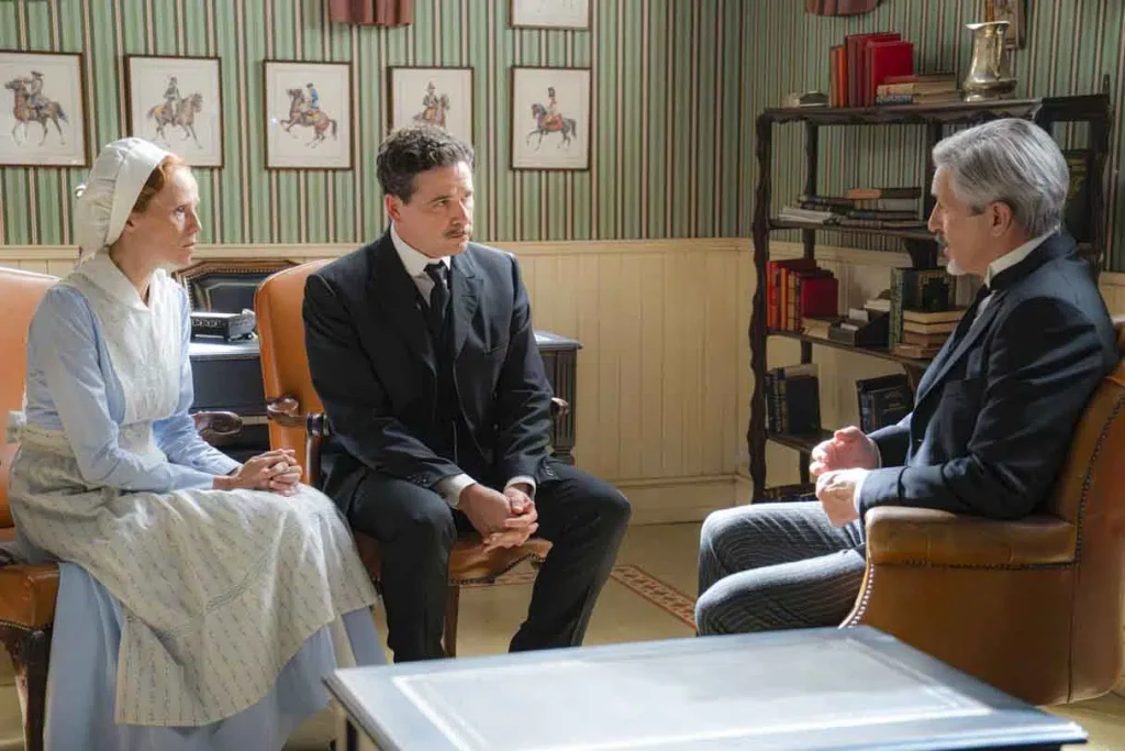 Secretos y confesiones en el corazón del palacio