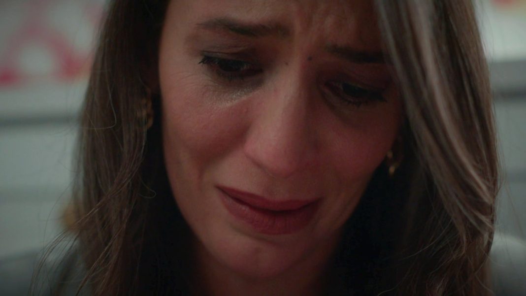 Seren y Efsun se reconcilian en el hospital