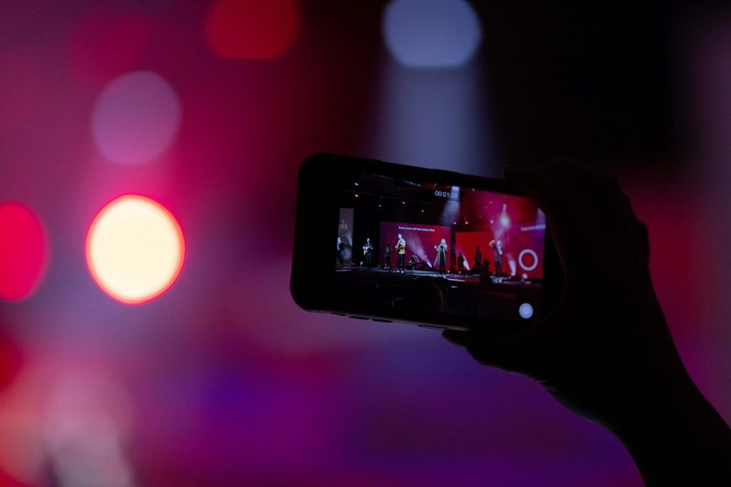 UN MÍNIMO DE 1.000 SEGUIDORES DE INSTAGRAM