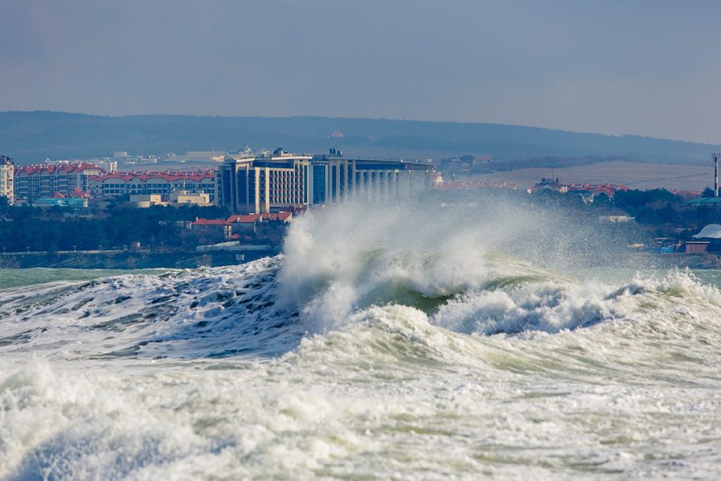 UN NUEVO ESTUDIO BUSCA EXPLICACIÓN A LAS OLAS FANTASMA
