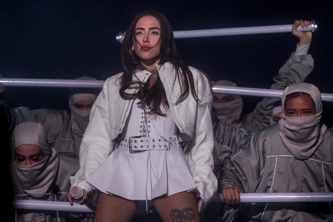 Una pareja que no deja indiferente a la prensa española 