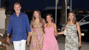 Los tres disgustos de la Reina Letizia durante sus vacaciones en Grecia