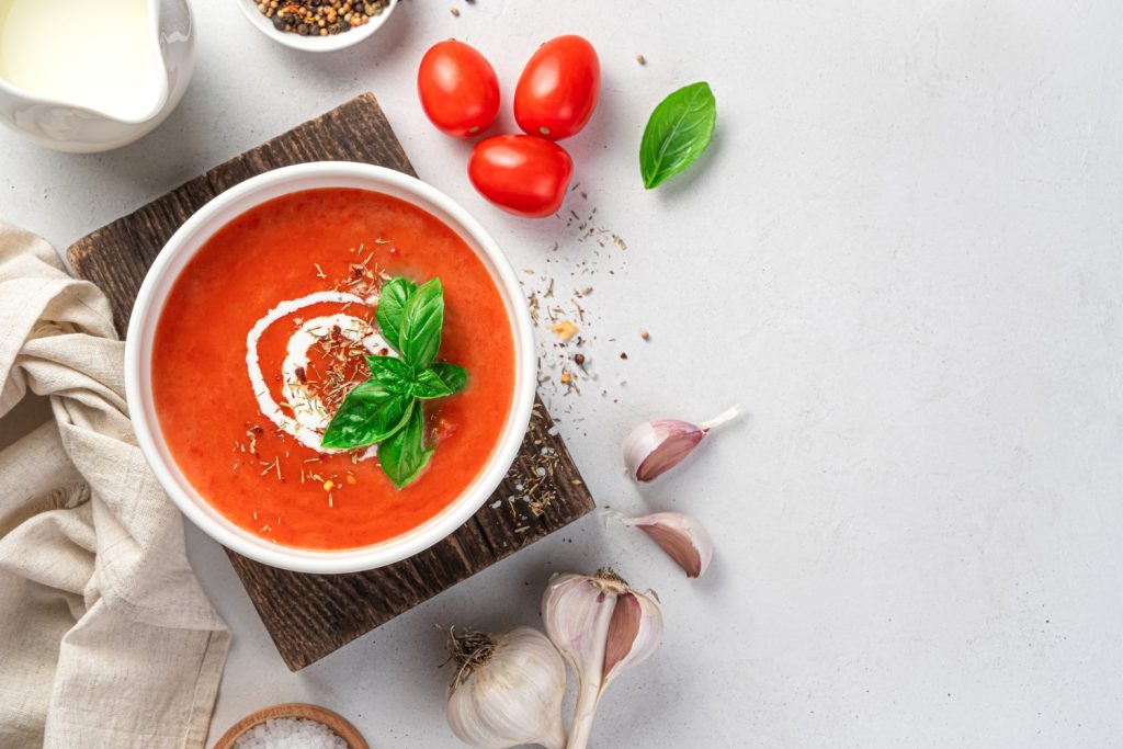 El ingrediente que los chefs añaden al gazpacho para intensificar el sabor sin que se note 50 LA RECETA DE SIEMPRE, ¿INTOCABLE?