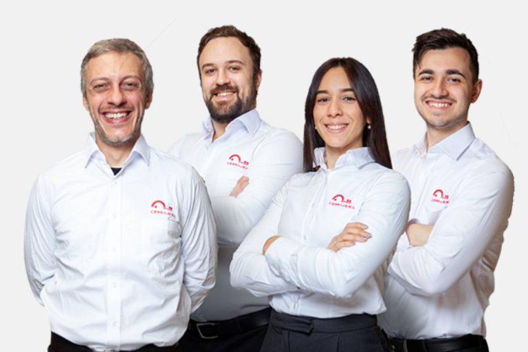 Clauteck, especialistas en apertura de puertas sin rotura y tecnología avanzada en seguridad para hogares y negocios