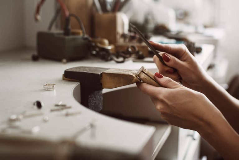 España, Perú y la Escuela Técnica de Joyería del Atlántico se unen con las BECAS TALENTO ATLANTICO