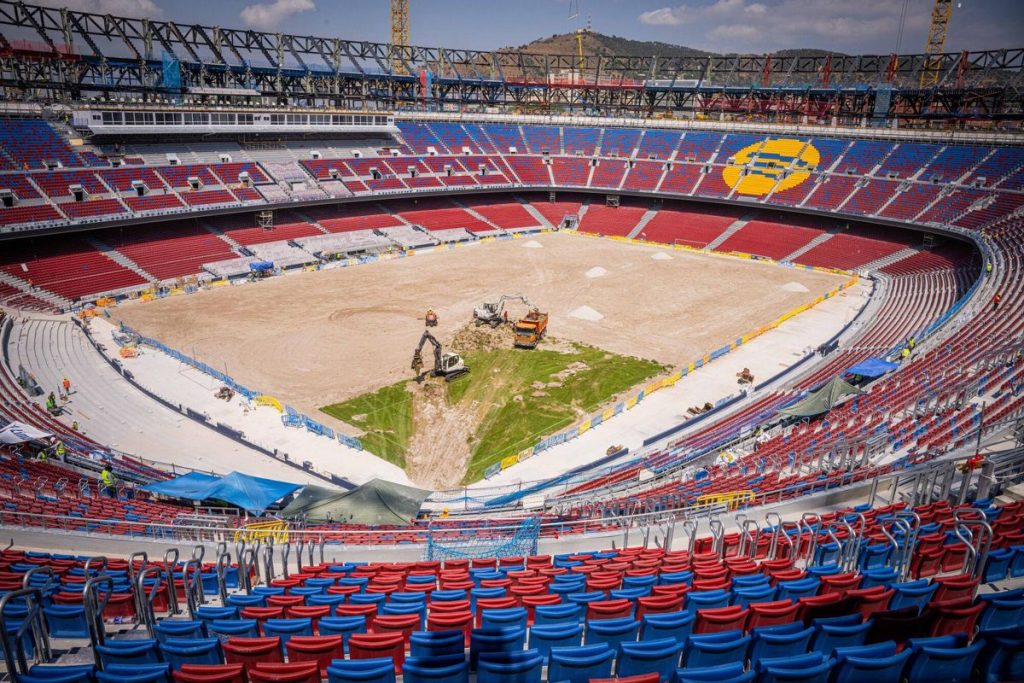 Vista de les obres al nou estadi Vista de las bras en el Camp Nou en julio de 2025 Fuente: ACN