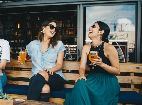 Han desvelado el truco psicológico que utilizan bares y restaurantes para manipular nuestro cerebro y hacernos gastar más | Fuente: Pexels Han desvelado el truco psicológico que utilizan bares y restaurantes para manipular nuestro cerebro y hacernos gastar más
