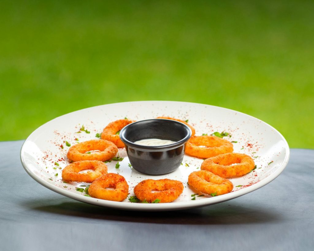 Cómo preparar unos caprichos a la romana crujientes en airfryer con salsa tártara casera 