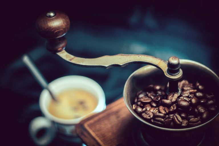 Y lo bebes todos los días: Esta es la temperatura en la que tu café se convierte en un veneno para tu cuerpo