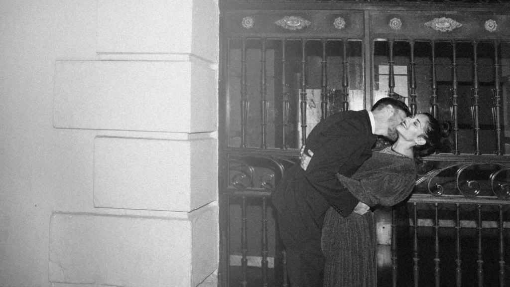 Un código de conducta tan rígido como invisible que marcaba los límites de cualquier relación.