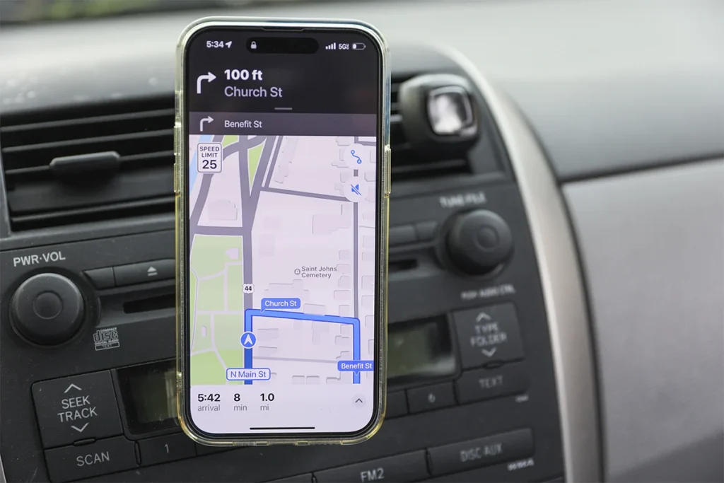 Cómo hacer que Google Maps arranque automáticamente cuando empiezas a conducir 3 Activar inicio automático de Google Maps en el coche