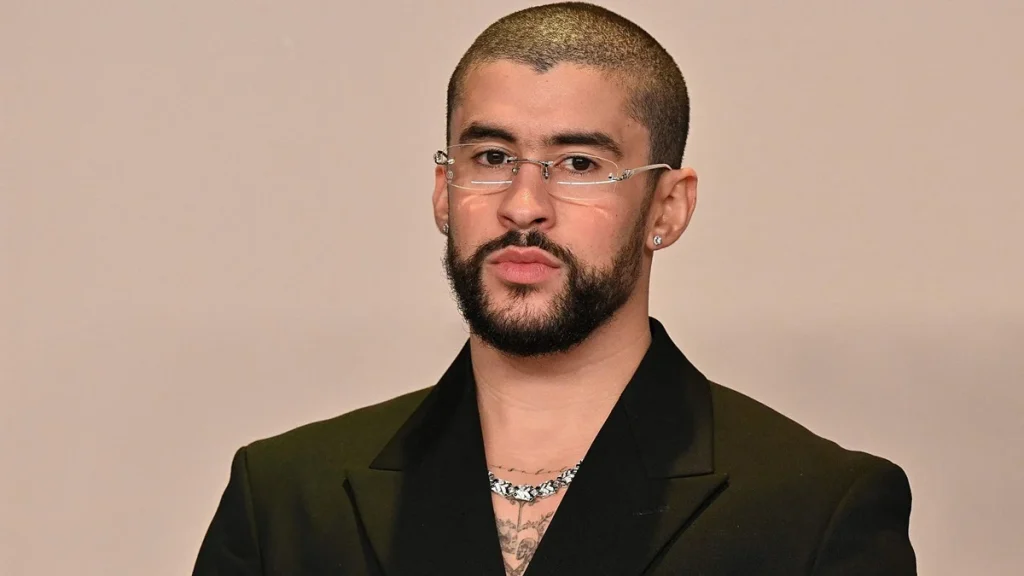 La 'puñalada hipócrita' de Bad Bunny a sus fans: directo a la Super Bowl tras negarse a actuar en EE. UU.
 Fuente: Agencias