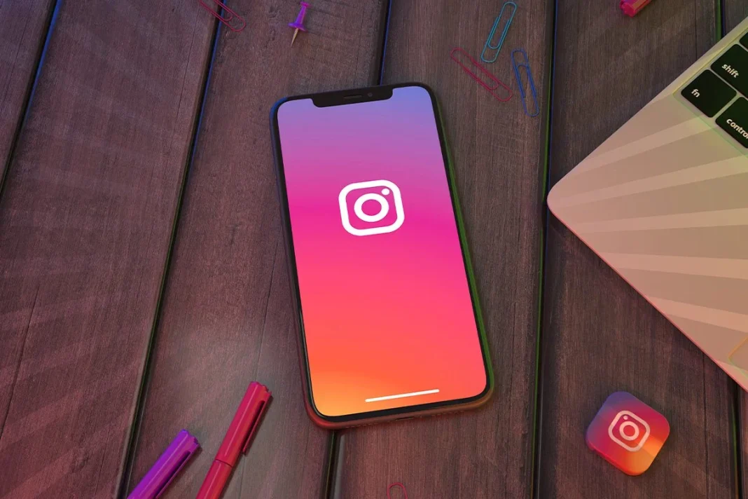 CONEXIÓN DE USUARIOS DE INSTAGRAM CON GUSTOS COMUNES