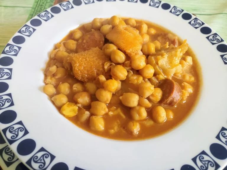 Conchi tiene 101 años y revela que los garbanzos son el secreto de su longevidad: nunca faltan en su cocina