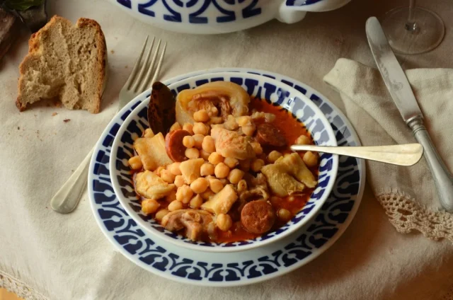 Los callos a la madrileña te quedan duros por una razón que no tiene que ver con el tiempo de cocción