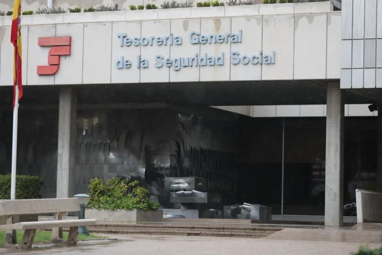 Cambios en las cotizaciones a la Seguridad Social en 2026: los sueldos que se verán más afectados