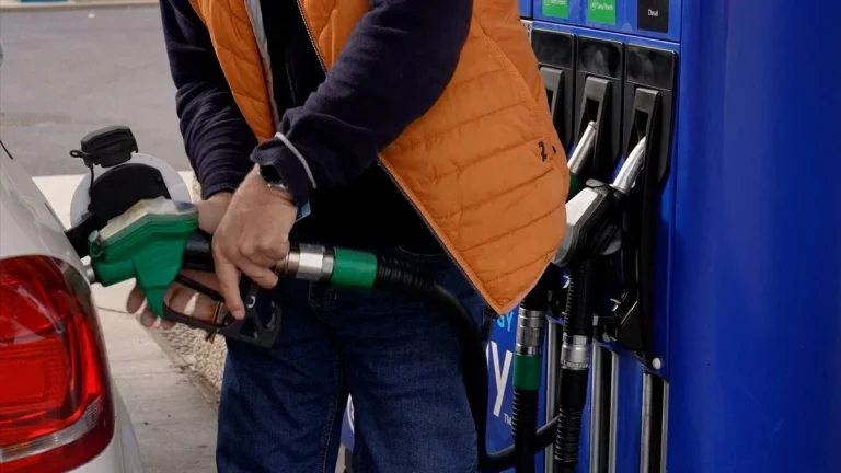 Cambios en los precios de la gasolina y el gasoil: esto es lo que cuesta llenar el depósito en septiembre