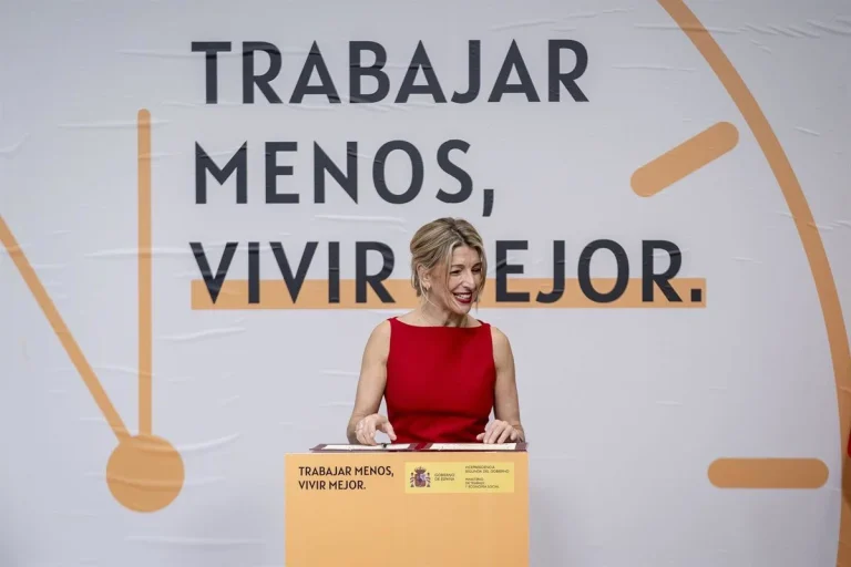 El Ministerio de Trabajo lanza un nuevo registro de jornada laboral: cambios en tu horario y tus derechos laborales